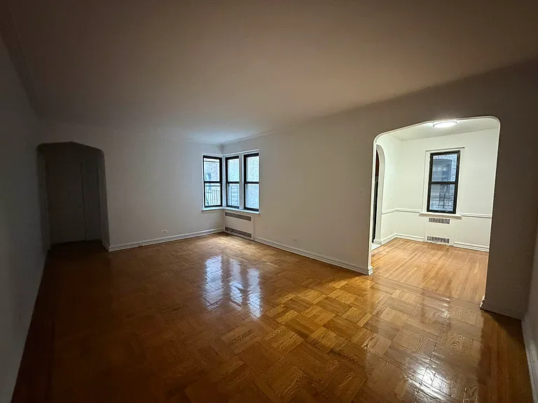 300 Ocean Pkwy #3F — Photo 4