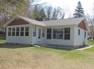 9769 White Lake Rd, Suring, WI 54174
