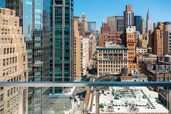 Rented by Kahen Properties | media 29