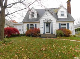 3109 N Linnhill Ct, Peoria, IL 61604