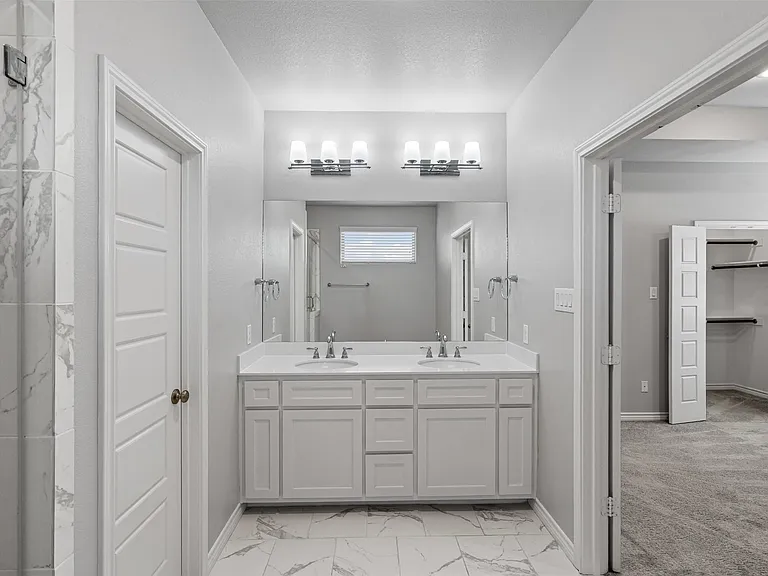 2611 McCart Ave — Photo 15