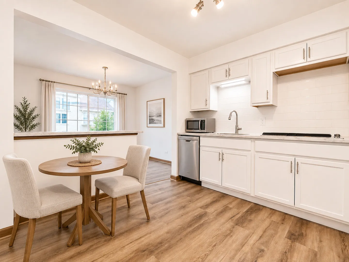 2 bed, 4.0 bath, 1350 sqft, $2,850 — Photo 4
