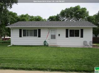 808 Sierra Dr, South Sioux City, NE 68776