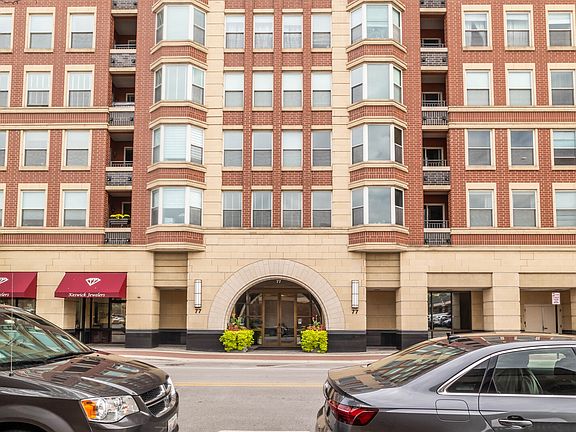 2nd image of 77 S Evergreen Ave Unit 306