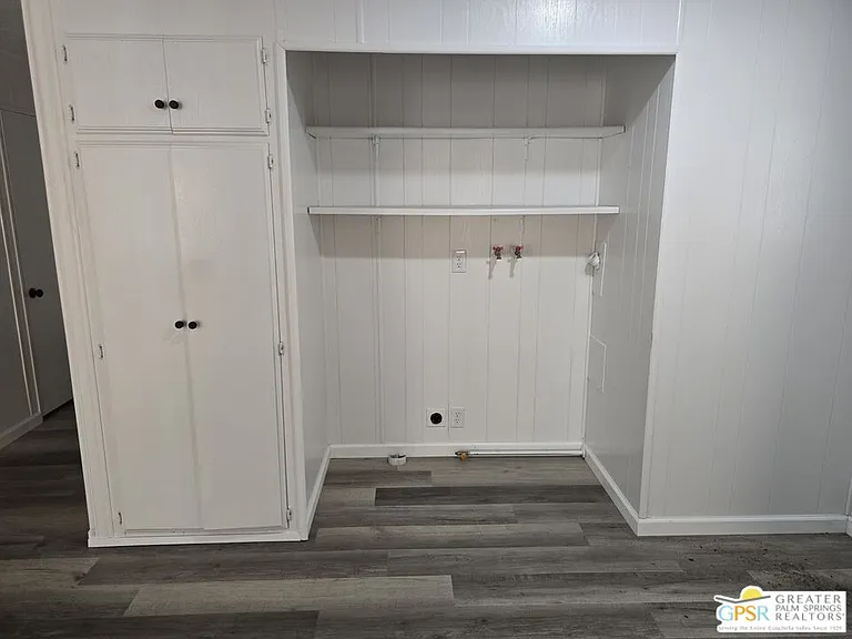 38 N Paseo Laredo — Photo 16