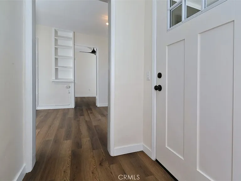 6131 Ranchito Ave — Photo 4