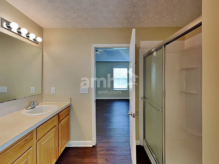 10136 Corona Ln — Photo 15