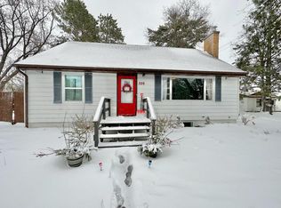 326 SW 1st Ave, Grand Rapids, MN 55744