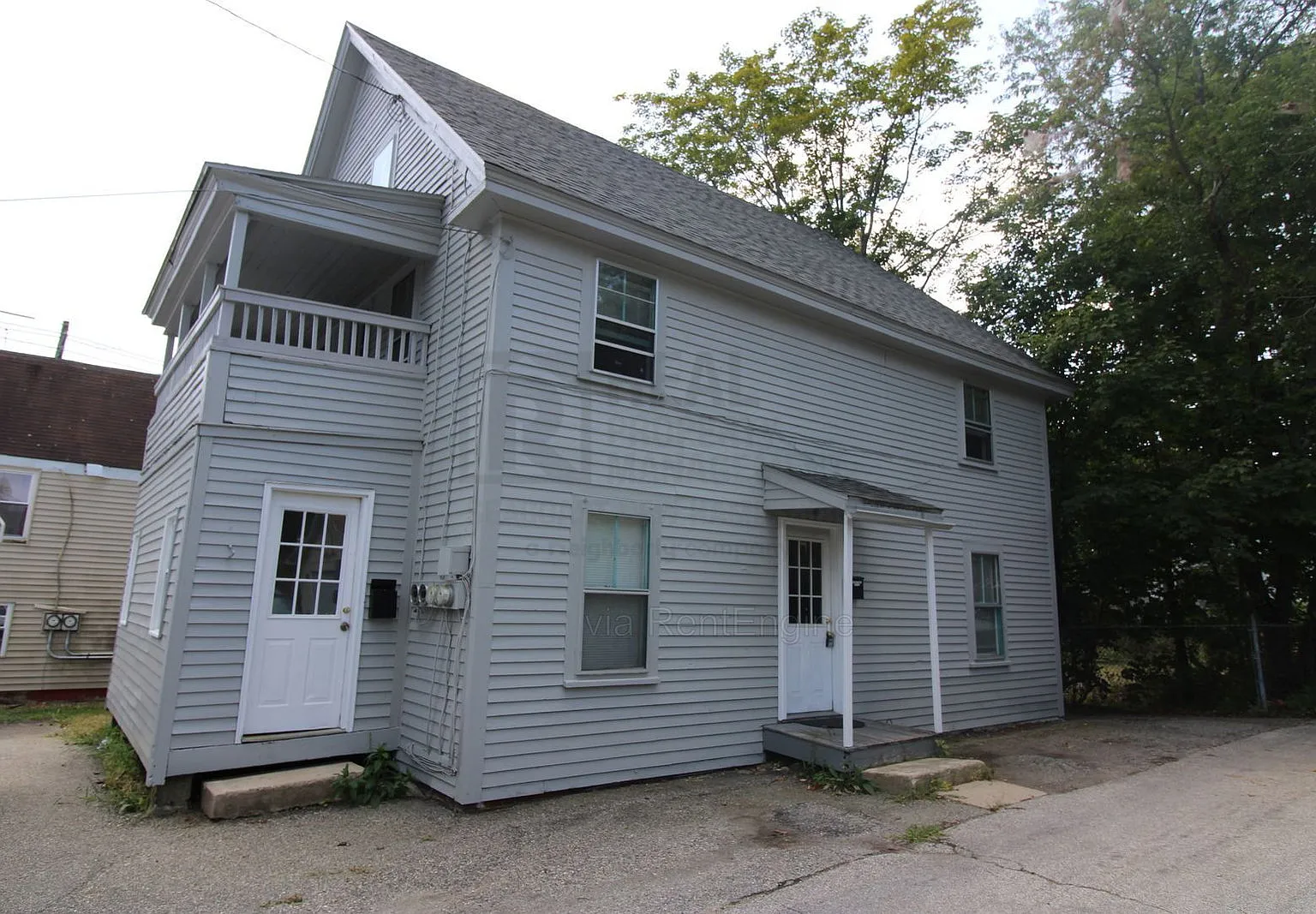 3 bed, 1.0 bath, 1000 sqft, $1,700 — Photo 1
