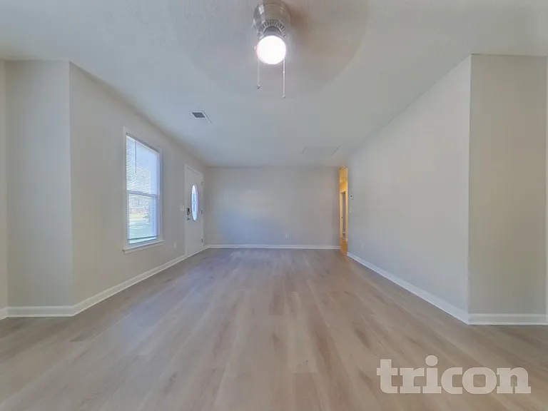 53 Old Well Rd — Photo 3
