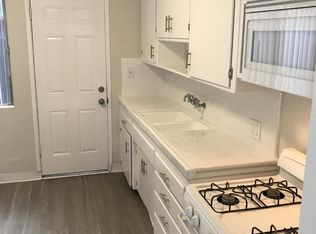 24848 Newhall Ave #5, Newhall, CA 91321
