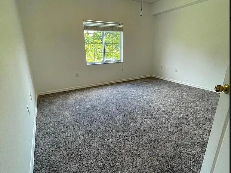 9518 Newdale Way #101 — Photo 6