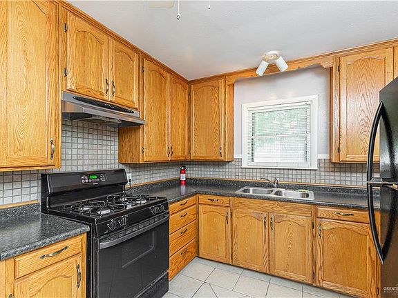 3rd image of 1003 Pamela Dr