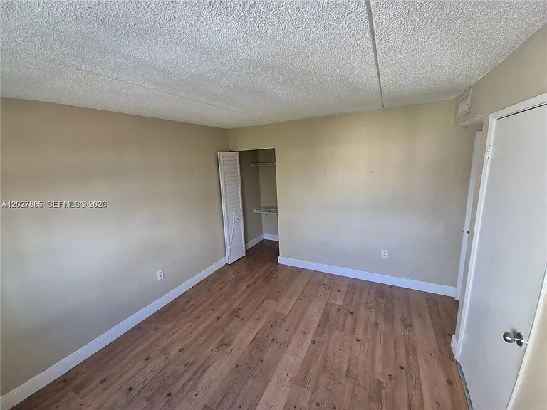 6045 NW 186th St #308 — Photo 4