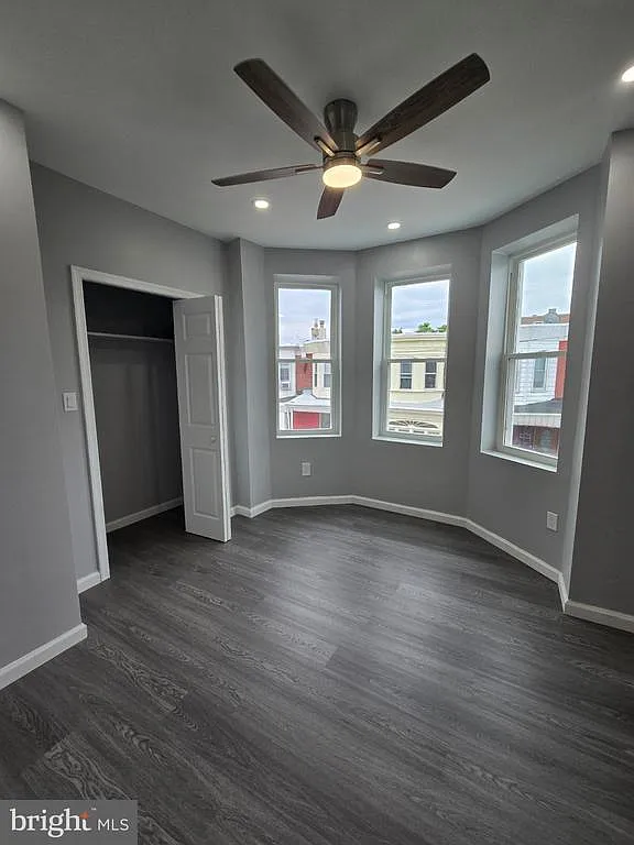 3 bed, 1.5 bath, 990 sqft, $1,850 — Photo 4