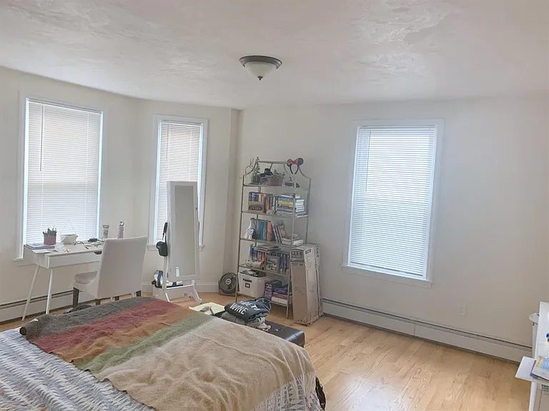 383 Columbia St #2 — Photo 6