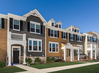 3293 Coral Ln, Glenview, IL