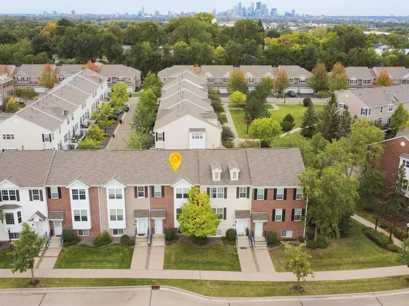 554 Huset Pkwy NE, Columbia Heights, MN 55421