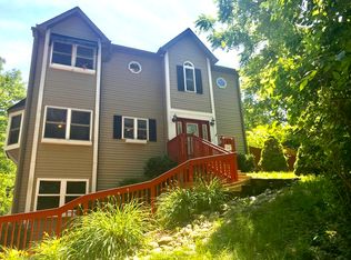 797 Williams Rd, Carpentersville, IL 60110