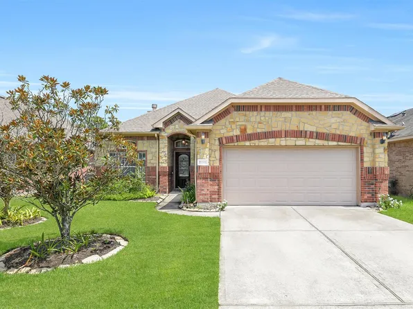 28622 Lockeridge Springs Dr, Spring, TX 77386