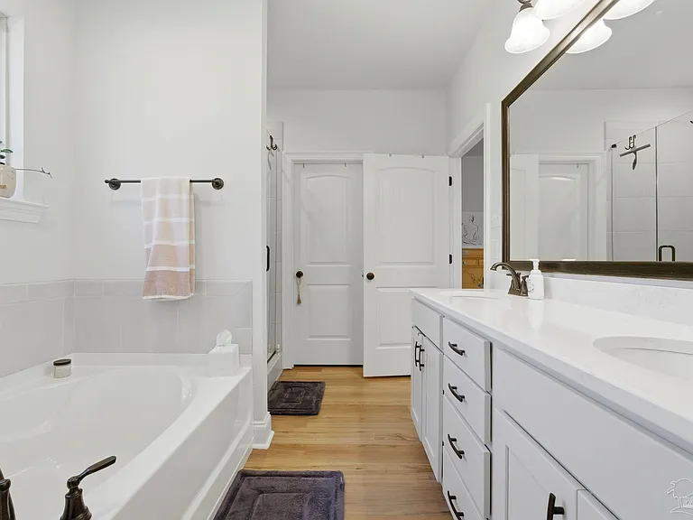 3203 Mountain Laurel Trl — Photo 23