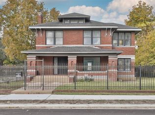 816 Hawthorne St, Houston, TX 77006