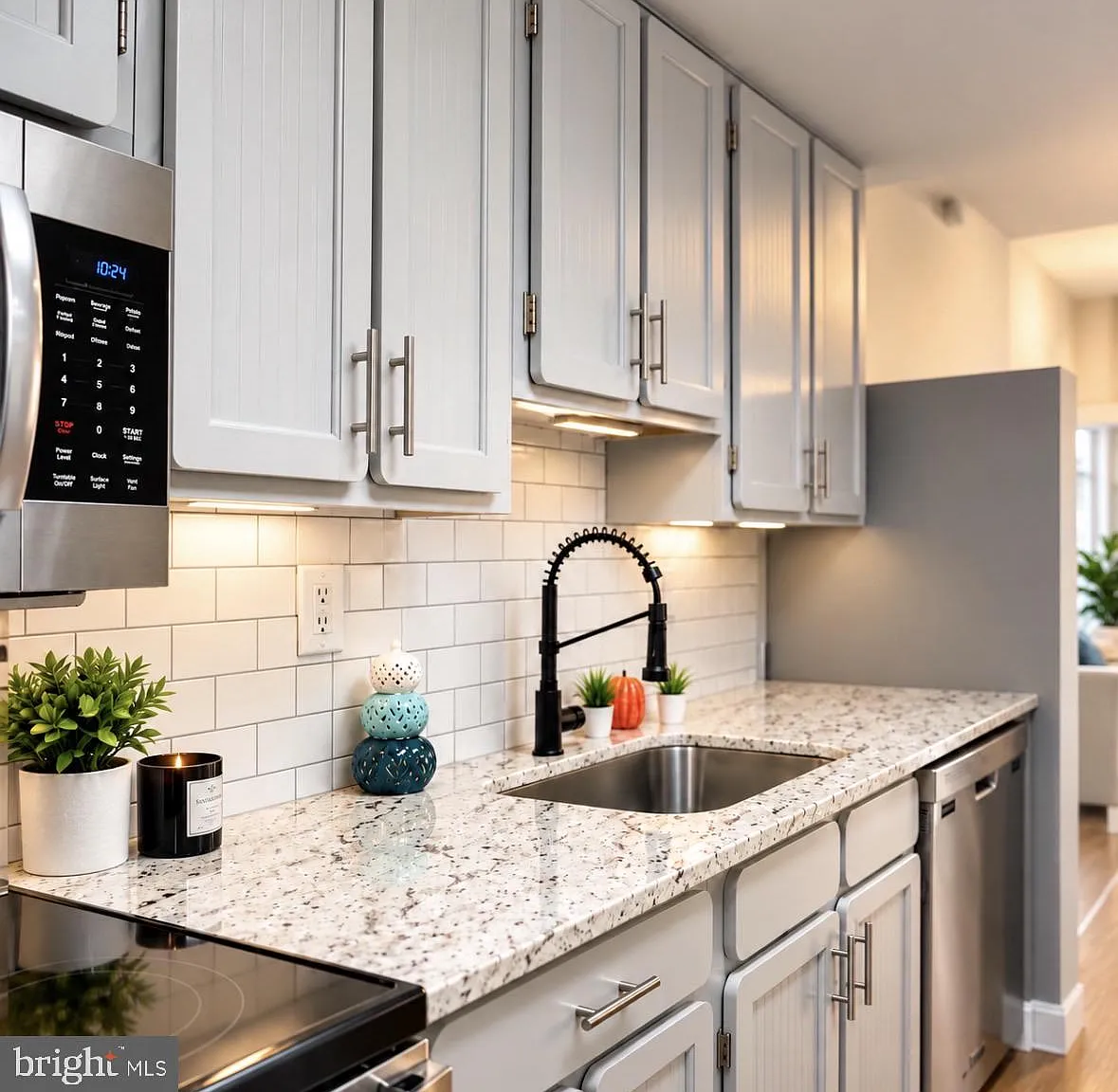3 bed, 1.5 bath, 1373 sqft, $2,775 — Photo 3
