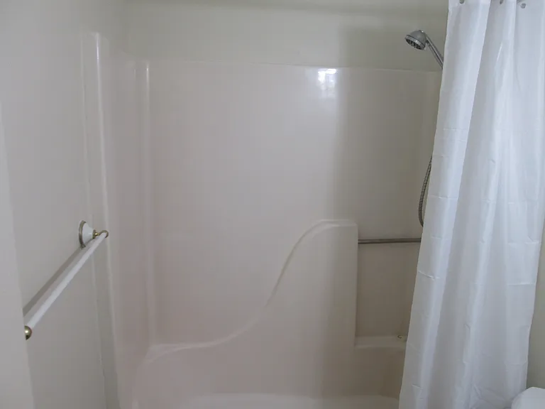 828 Pine Grove Ave — Photo 20