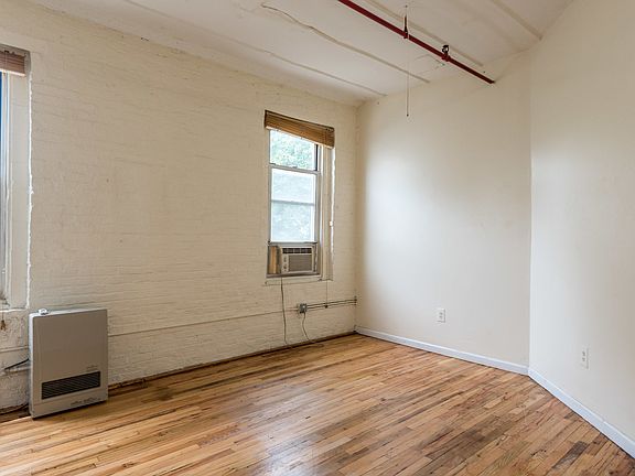 3rd image of 175 Stockholm St #228