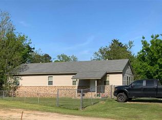 117 Grant St, Hooks, TX 75561