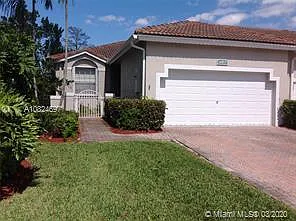 7651 S Aragon Blvd #1 — Photo 1