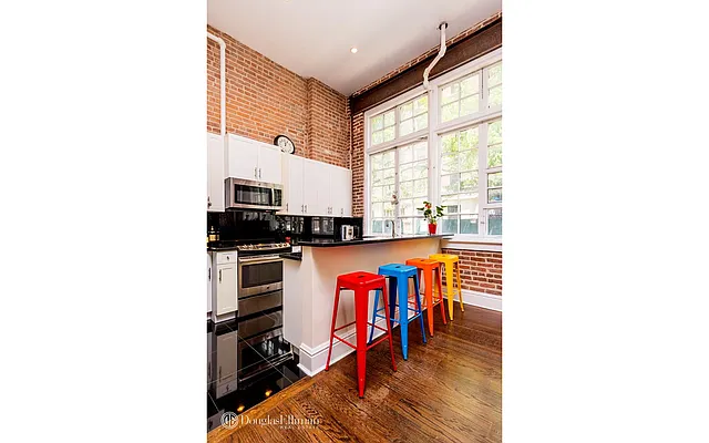 Rented by Douglas Elliman | media 32