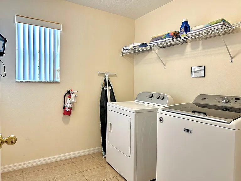 1000 Pine Ridge Dr — Photo 35