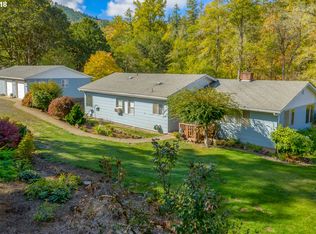 8996 Hayhurst Rd, Yoncalla, OR 97499