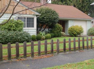 9215 47th Ave SW, Seattle, WA 98136