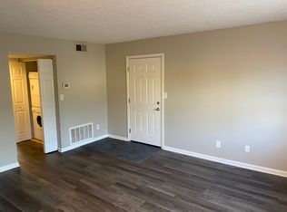 229 Middletown Sq, Louisville, KY 40243
