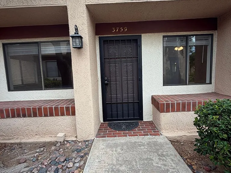 3759 E Edison St — Photo 1