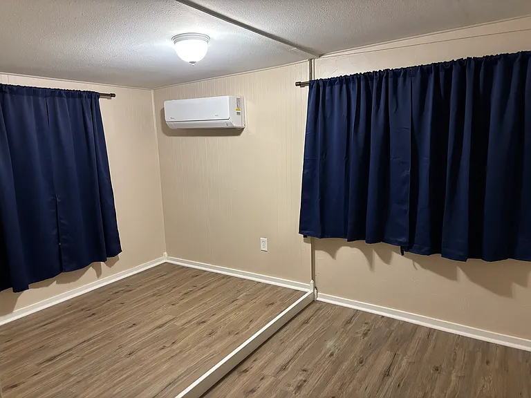 413 N Pecan St — Photo 16