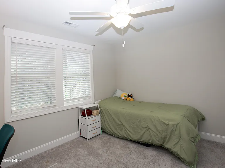 643 Lilac Ln — Photo 36