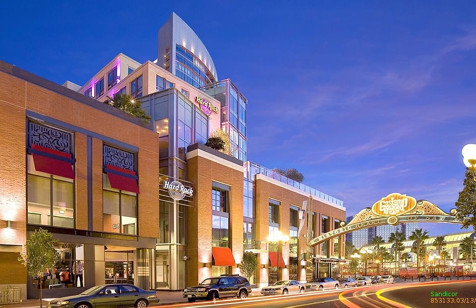 1st image of 207 5th Ave #503