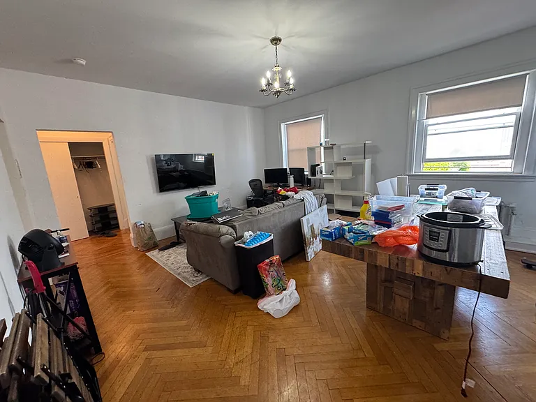 20 Mount Vernon St #502 — Photo 2
