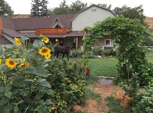 574 E Hunter Rd, Sand Coulee, MT 59472