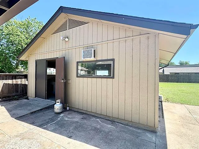 2901 Old Mallard Rd — Photo 38