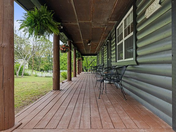 3rd image of 26809 Apache Lane
