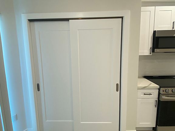 5th image of 2285 Ulric St #407