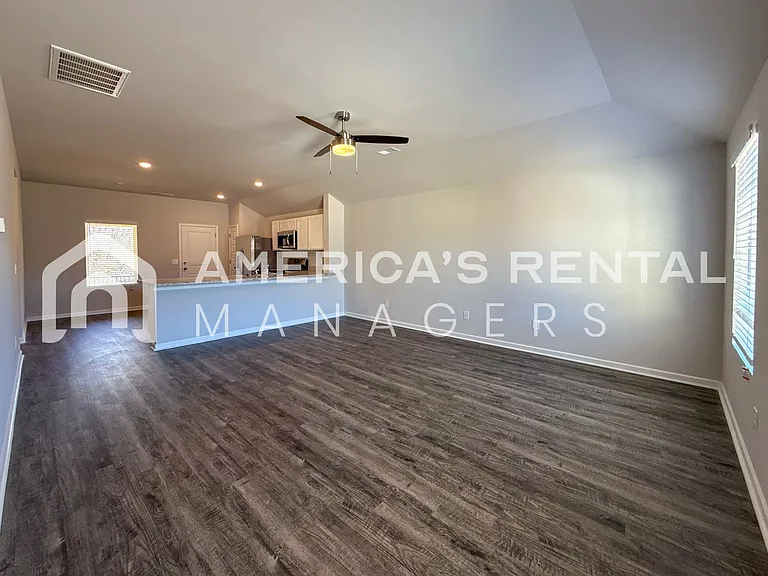 631 Antler Way — Photo 6
