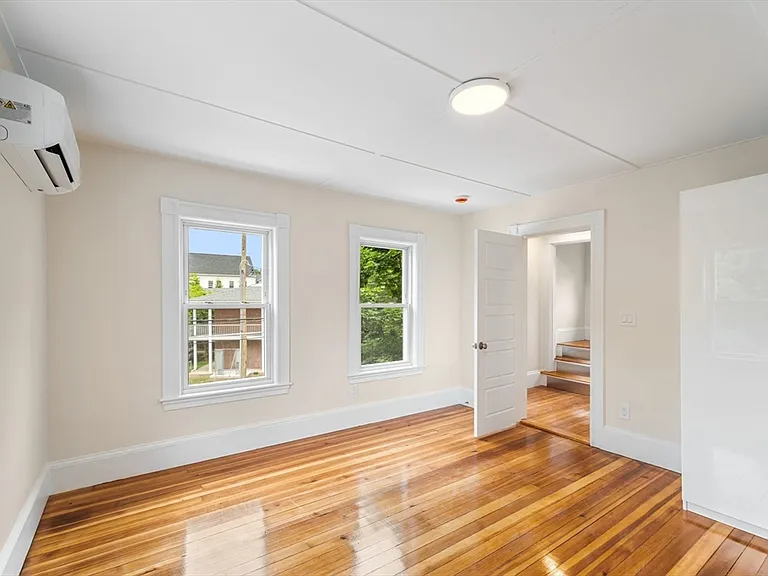 29 Sylvan St #2 — Photo 6