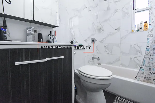 Rented by Emes Homes Realty LLC | media 26