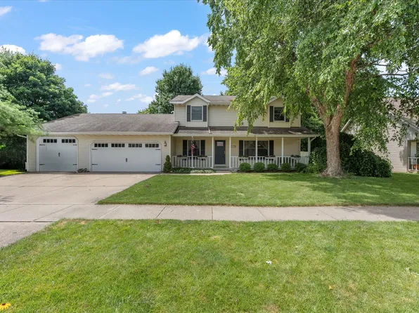 507 Northridge Dr, Mahomet, IL 61853