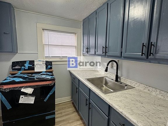 5th image of 604 E South St #2